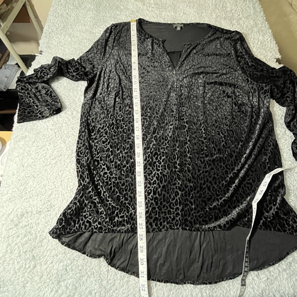 The Limited Womens Sz 2X Velvet Burnout Blouse Leopard Print Top Boho Chic - Picture 7 of 11